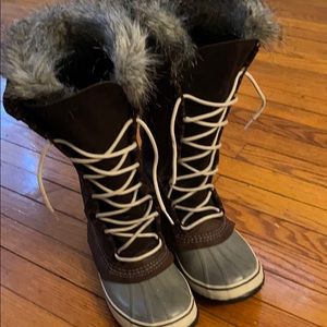 Sorel Cate the Great Deco snow boots. Size 9.5